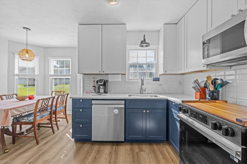 Photo 10 of 34 residential for sale in Portsmouth virginia