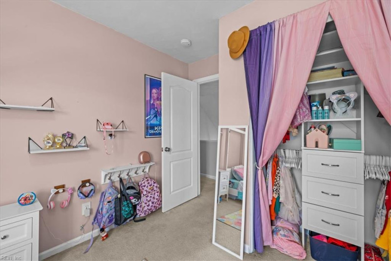 Photo 23 of 34 residential for sale in Portsmouth virginia