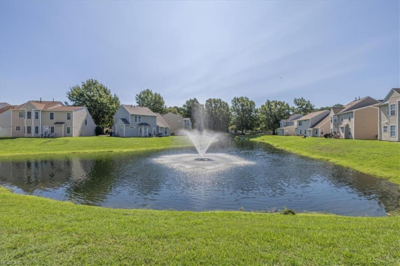 Photo 31 of 34 residential for sale in Portsmouth virginia