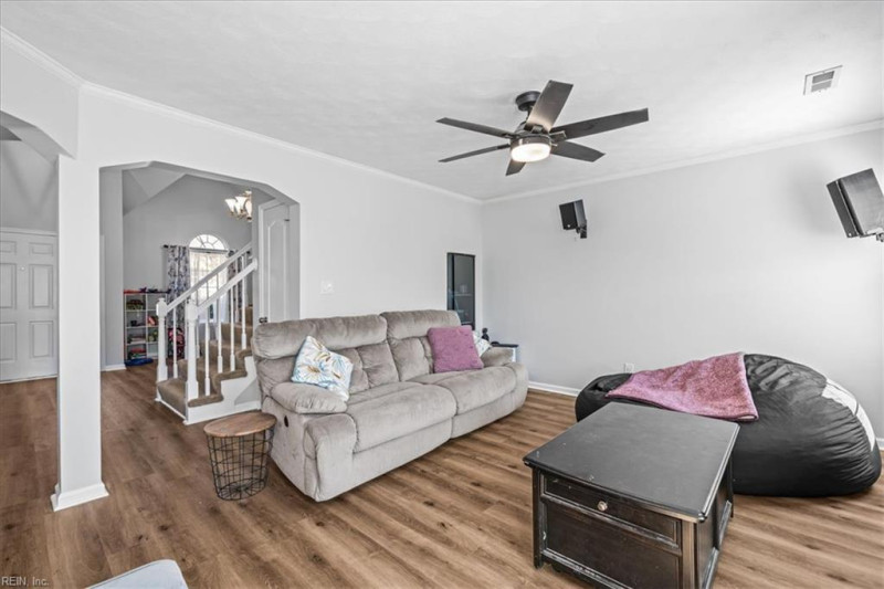 Photo 7 of 34 residential for sale in Portsmouth virginia