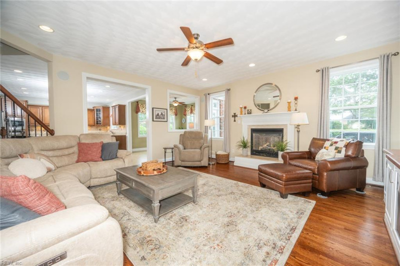 Photo 21 of 50 residential for sale in Virginia Beach virginia