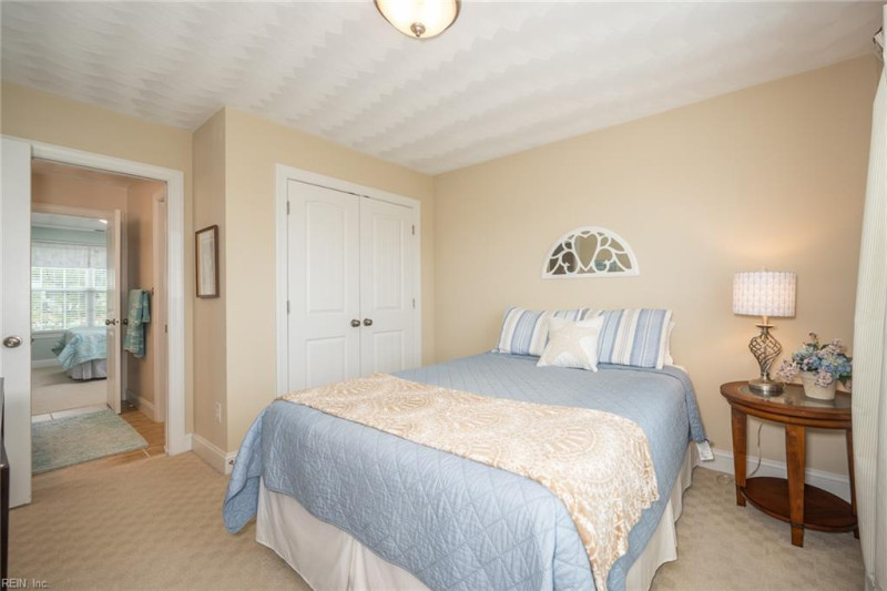 Photo 33 of 50 residential for sale in Virginia Beach virginia