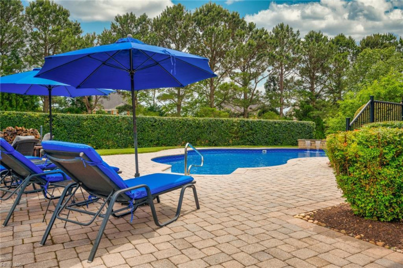 Photo 5 of 50 residential for sale in Virginia Beach virginia