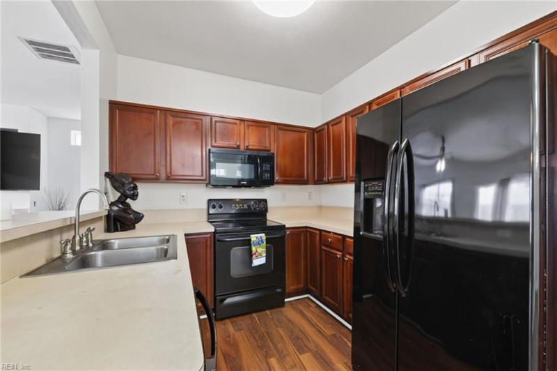 Photo 12 of 35 residential for sale in Chesapeake virginia Photo 12 of 35 residential for sale in Chesapeake virginia