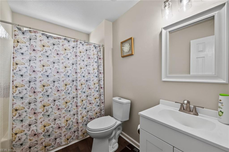 Photo 17 of 35 residential for sale in Chesapeake virginia Photo 17 of 35 residential for sale in Chesapeake virginia