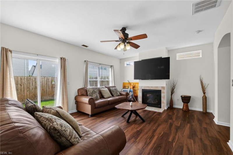Photo 5 of 35 residential for sale in Chesapeake virginia Photo 5 of 35 residential for sale in Chesapeake virginia