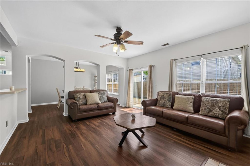 Photo 6 of 35 residential for sale in Chesapeake virginia Photo 6 of 35 residential for sale in Chesapeake virginia