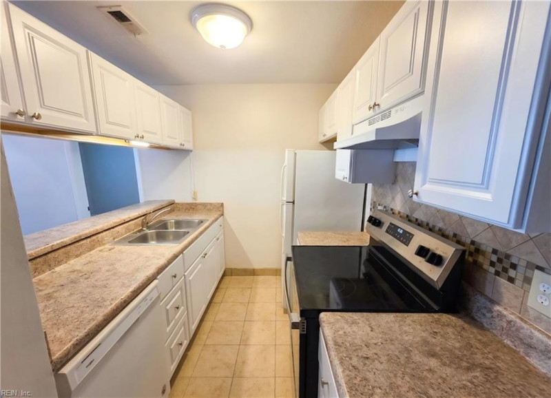 Photo 5 of 16 residential for sale in Virginia Beach virginia Photo 5 of 16 residential for sale in Virginia Beach virginia