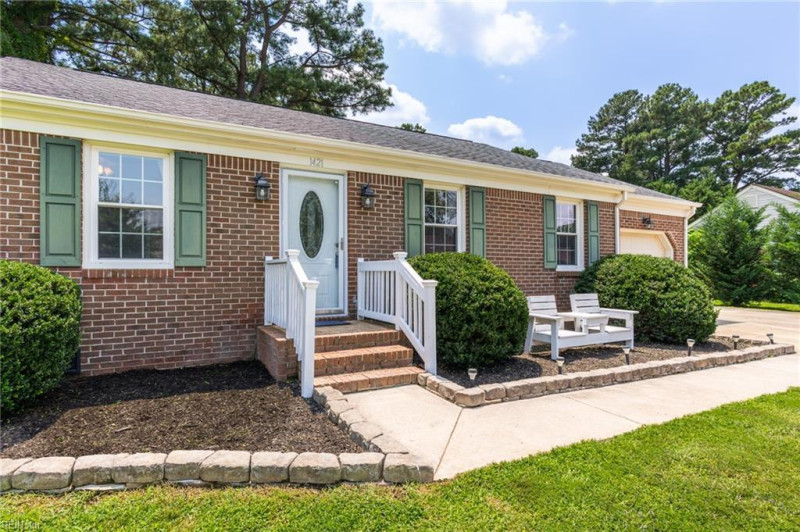 Photo 2 of 49 residential for sale in Chesapeake virginia Photo 2 of 49 residential for sale in Chesapeake virginia