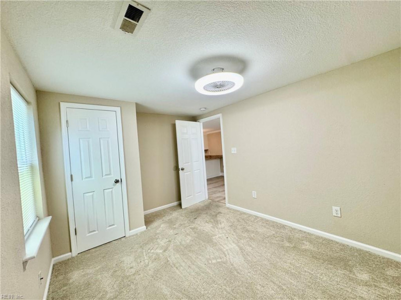 Photo 31 of 42 residential for sale in Hampton virginia
