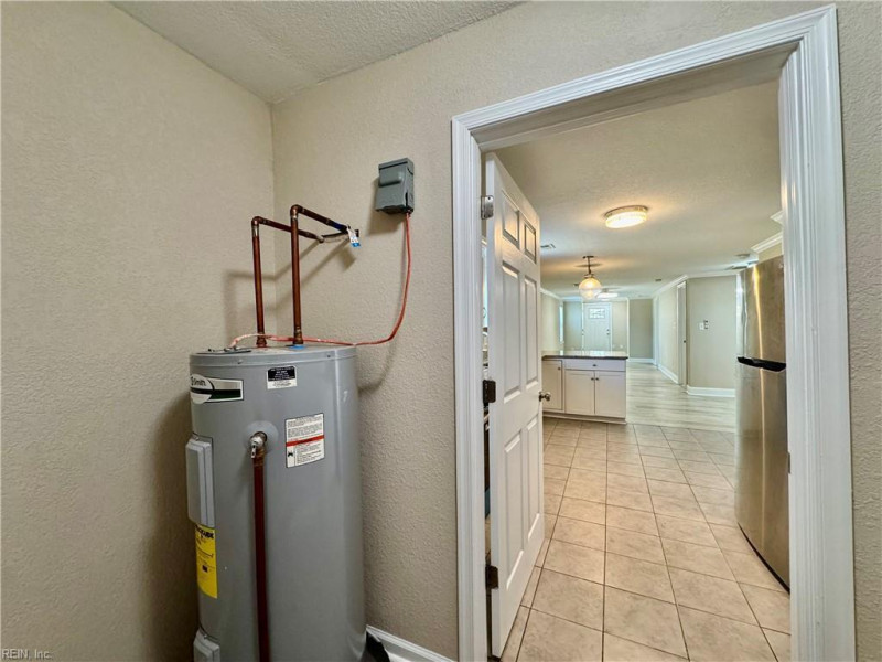 Photo 38 of 42 residential for sale in Hampton virginia