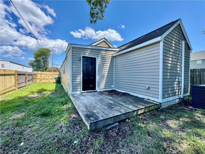 Photo 41 of 42 residential for sale in Hampton virginia