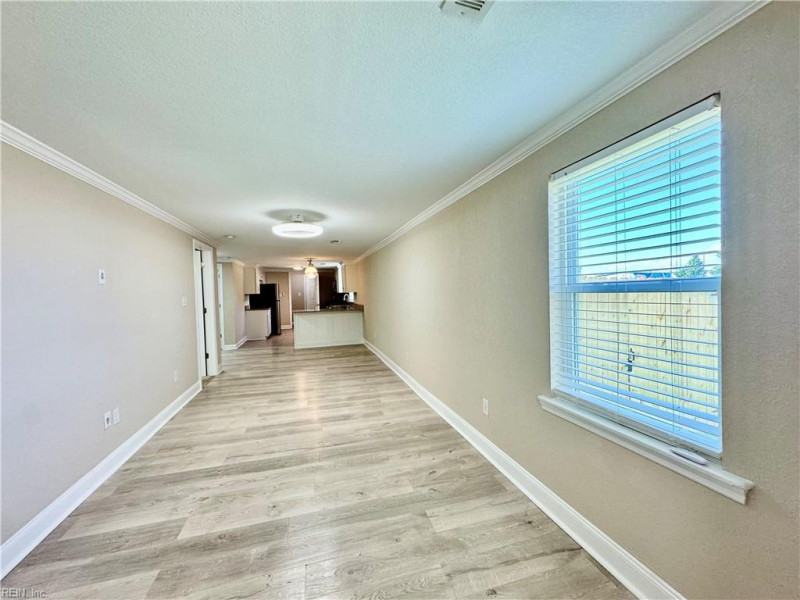 Photo 8 of 42 residential for sale in Hampton virginia