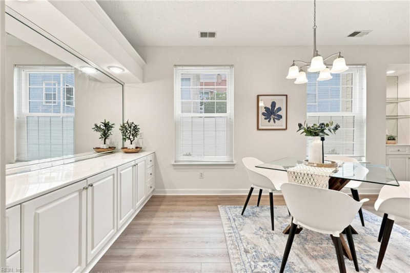 Photo 20 of 47 residential for sale in Virginia Beach virginia