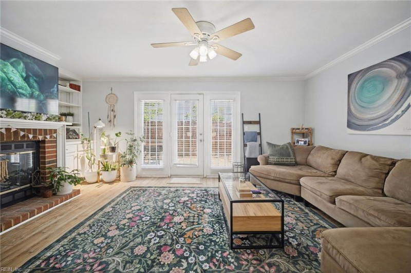 Photo 13 of 41 residential for sale in Chesapeake virginia Photo 13 of 41 residential for sale in Chesapeake virginia