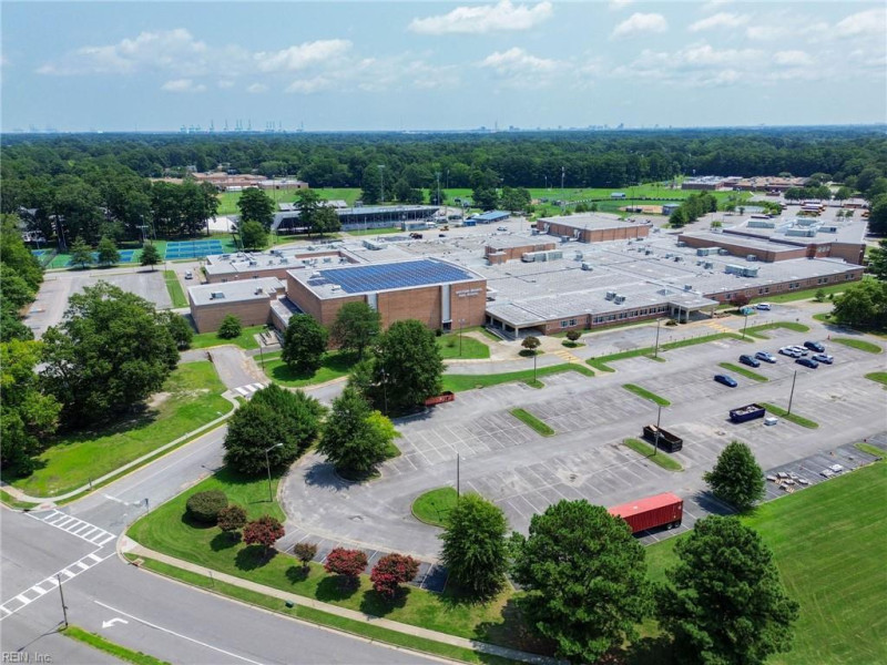 Photo 35 of 41 residential for sale in Chesapeake virginia Photo 35 of 41 residential for sale in Chesapeake virginia