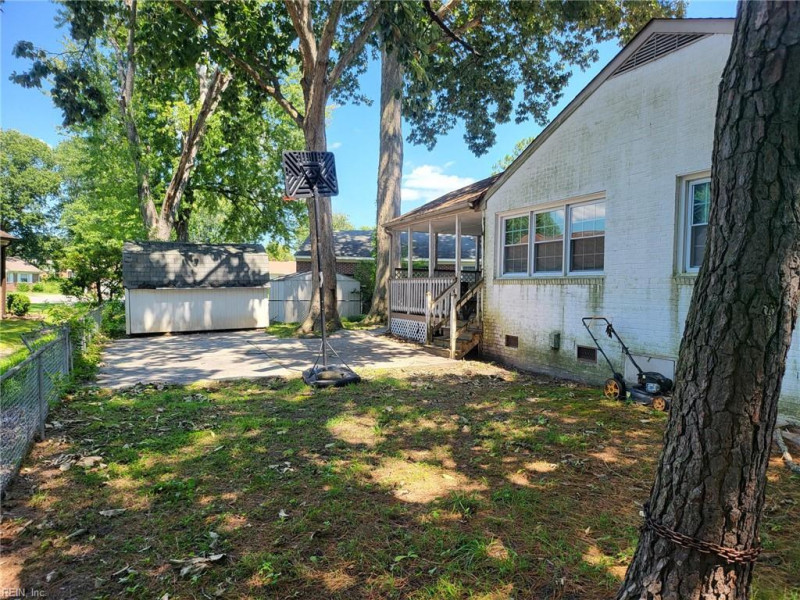 Photo 3 of 7 residential for sale in Newport News virginia Photo 3 of 7 residential for sale in Newport News virginia