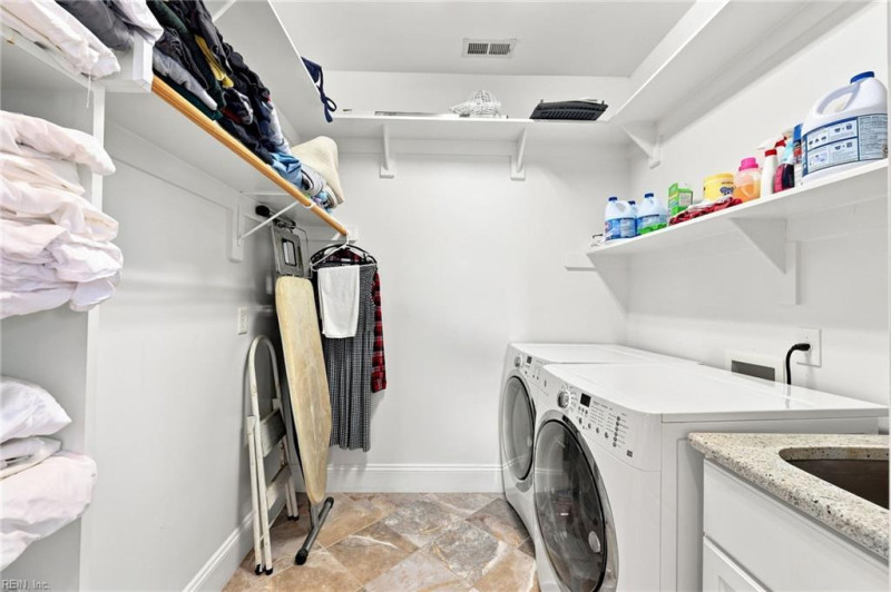 Photo 11 of 47 residential for sale in Norfolk virginia