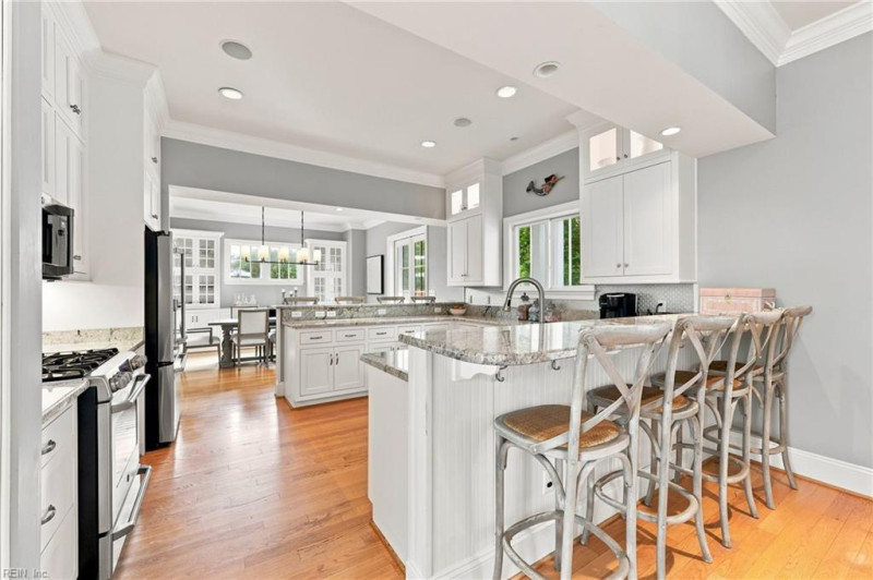 Photo 12 of 47 residential for sale in Norfolk virginia