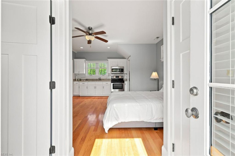 Photo 17 of 47 residential for sale in Norfolk virginia