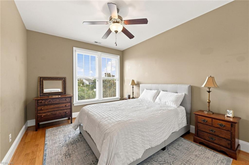 Photo 19 of 47 residential for sale in Norfolk virginia