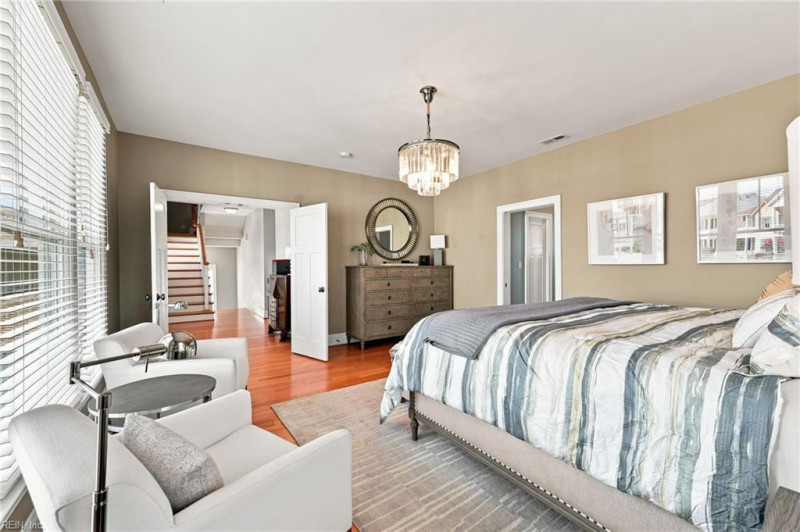 Photo 21 of 47 residential for sale in Norfolk virginia