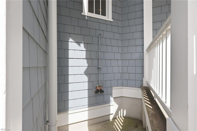 Photo 33 of 47 residential for sale in Norfolk virginia