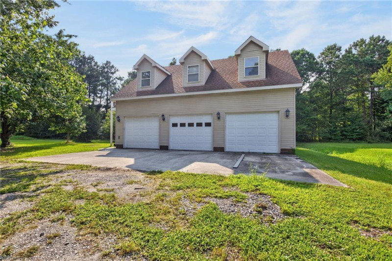 Photo 35 of 48 residential for sale in Chesapeake virginia Photo 35 of 48 residential for sale in Chesapeake virginia
