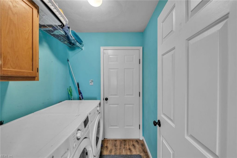 Photo 18 of 41 residential for sale in Suffolk virginia