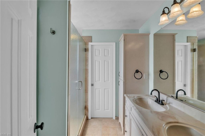 Photo 22 of 41 residential for sale in Suffolk virginia