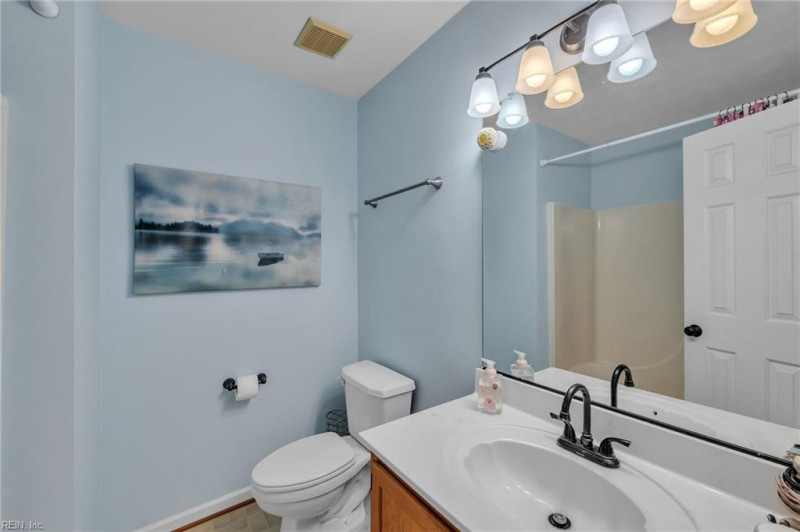 Photo 29 of 41 residential for sale in Suffolk virginia