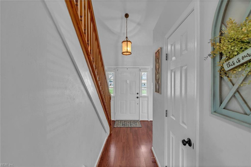 Photo 5 of 41 residential for sale in Suffolk virginia