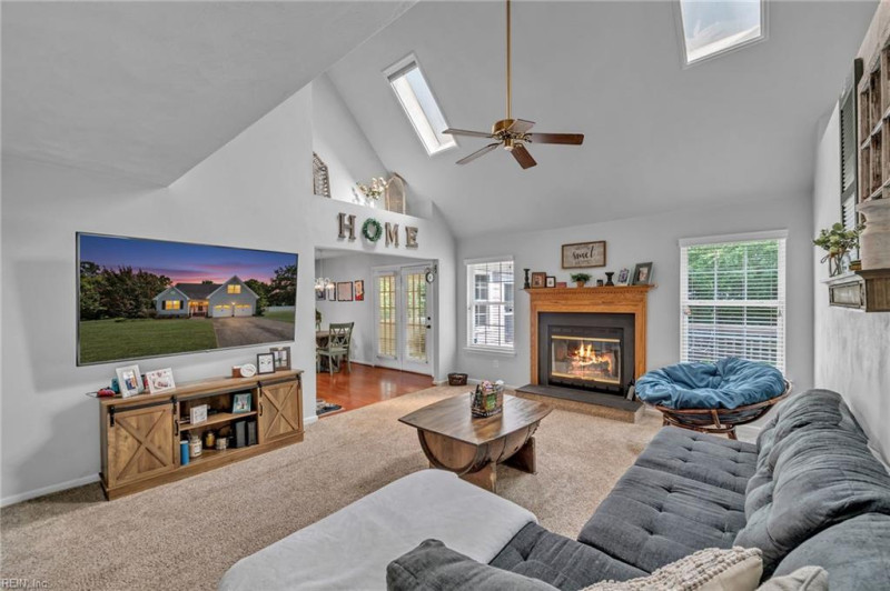 Photo 9 of 41 residential for sale in Suffolk virginia