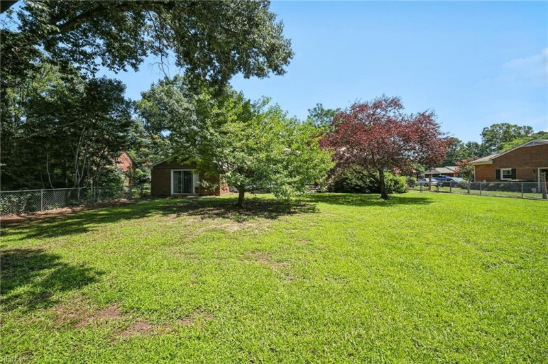 Photo 30 of 39 residential for sale in York County virginia Photo 30 of 39 residential for sale in York County virginia