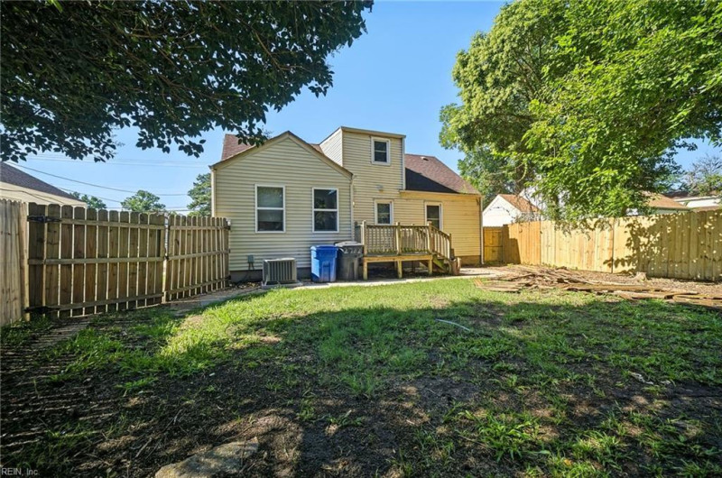 Photo 41 of 43 residential for sale in Portsmouth virginia
