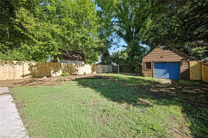 Photo 42 of 43 residential for sale in Portsmouth virginia