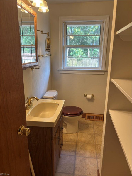 Photo 11 of 28 residential for sale in Southampton County virginia Photo 11 of 28 residential for sale in Southampton County virginia