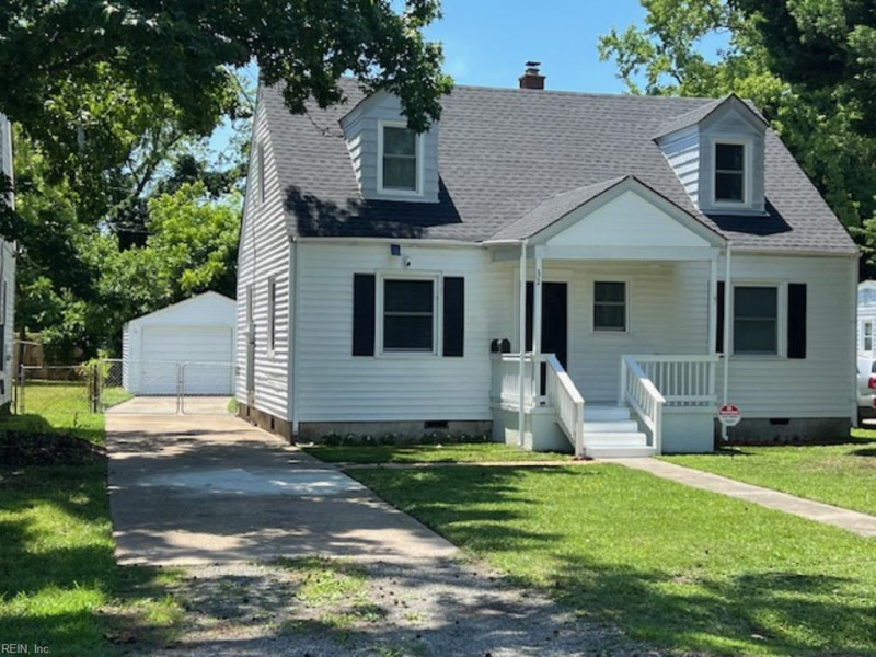 Photo 2 of 36 residential for sale in Hampton virginia