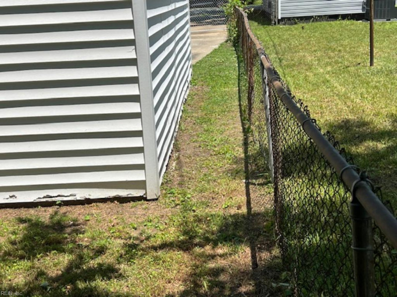 Photo 34 of 36 residential for sale in Hampton virginia