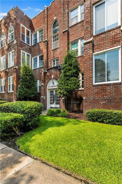 Photo 3 of 28 residential for sale in Norfolk virginia Photo 3 of 28 residential for sale in Norfolk virginia