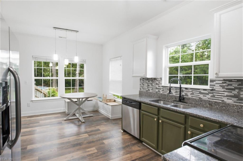 Photo 18 of 48 residential for sale in Currituck County virginia