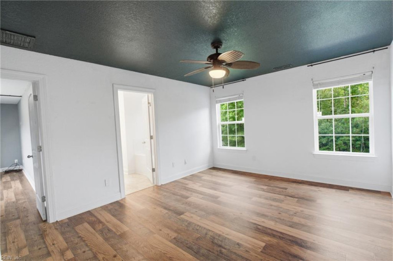 Photo 22 of 48 residential for sale in Currituck County virginia