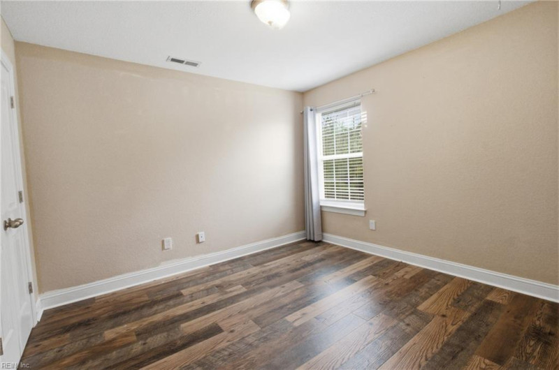 Photo 37 of 48 residential for sale in Currituck County virginia