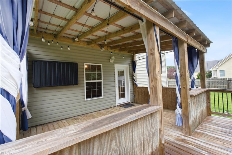 Photo 43 of 48 residential for sale in Currituck County virginia