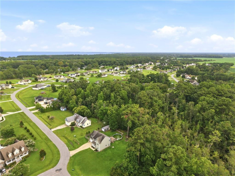 Photo 9 of 48 residential for sale in Currituck County virginia