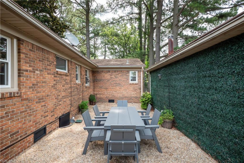 Photo 9 of 32 residential for sale in Norfolk virginia Photo 9 of 32 residential for sale in Norfolk virginia