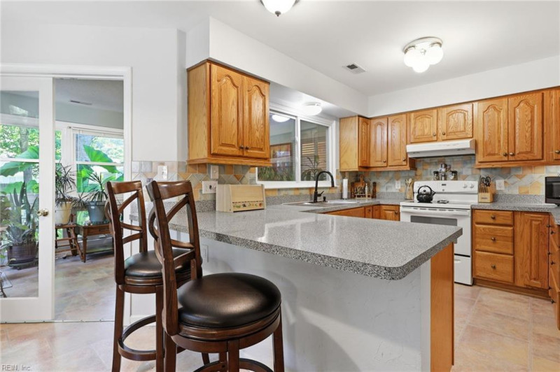 Photo 7 of 44 residential for sale in Chesapeake virginia Photo 7 of 44 residential for sale in Chesapeake virginia