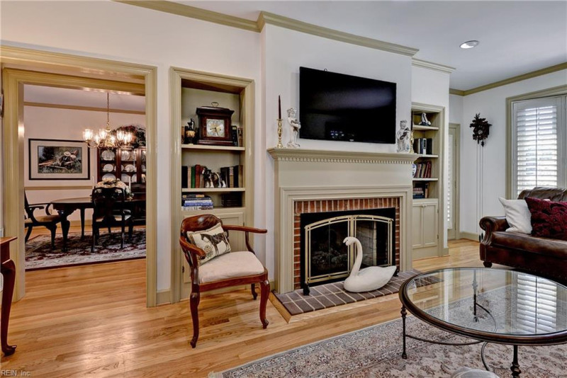 Photo 3 of 46 residential for sale in James City County virginia