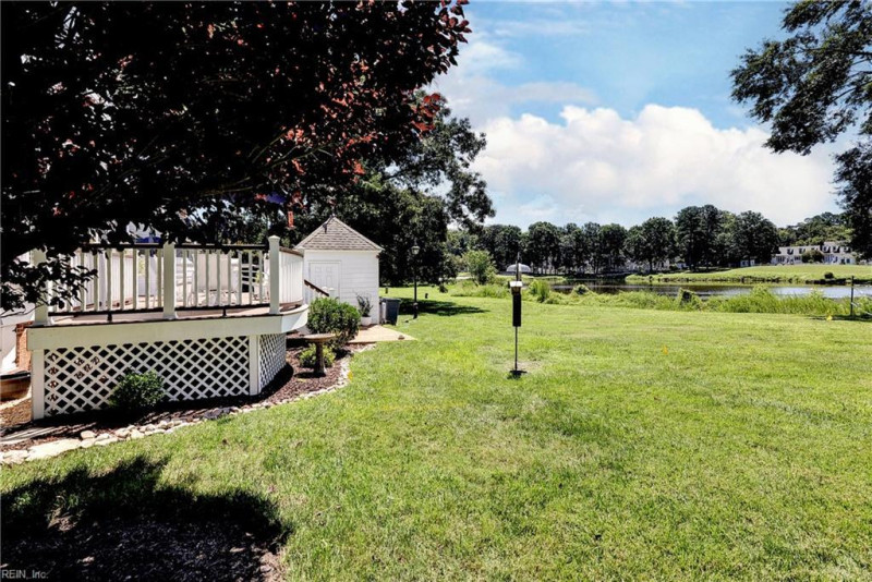 Photo 32 of 46 residential for sale in James City County virginia