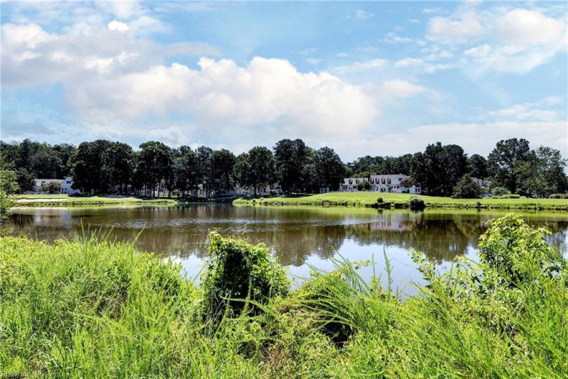 Photo 34 of 46 residential for sale in James City County virginia